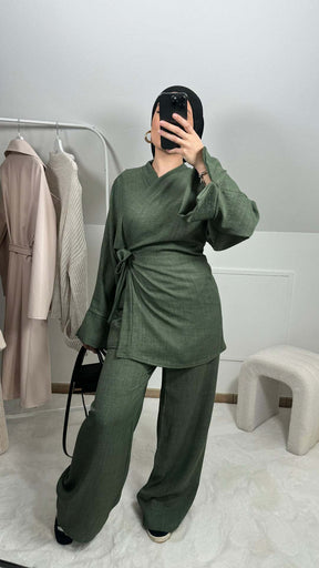 LR835  Two-piece suit of tie top and wide-leg pants