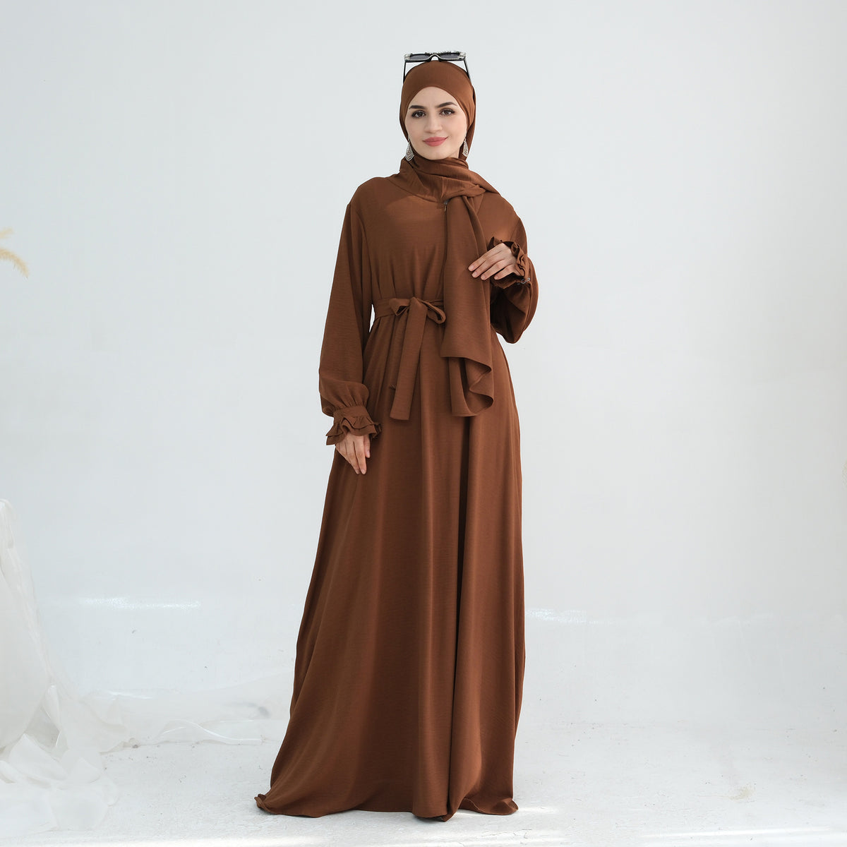 LR709  Elegant solid color dress two-piece set (abaya + hijab)