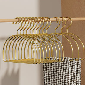 5+6740  Gold-Tone Hanging Metal Garment Hanger - MOQ:10pcs