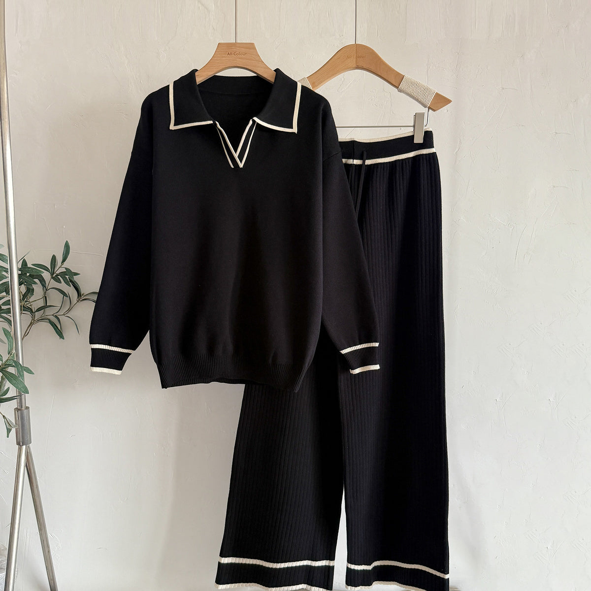 6676  Women's Autumn Contrast Color Lapel Jersey Two-Piece Set