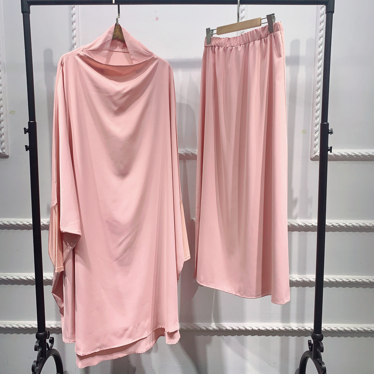 LR423  Swing solid color top + skirt two-piece set