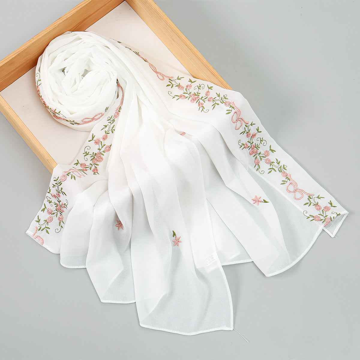VE122 Embroidered Chiffon Hijab
