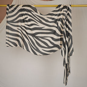 DL002  Double-Sided Modal Printed Single-Stitch Right-Angle Rolled-Edge Hijab