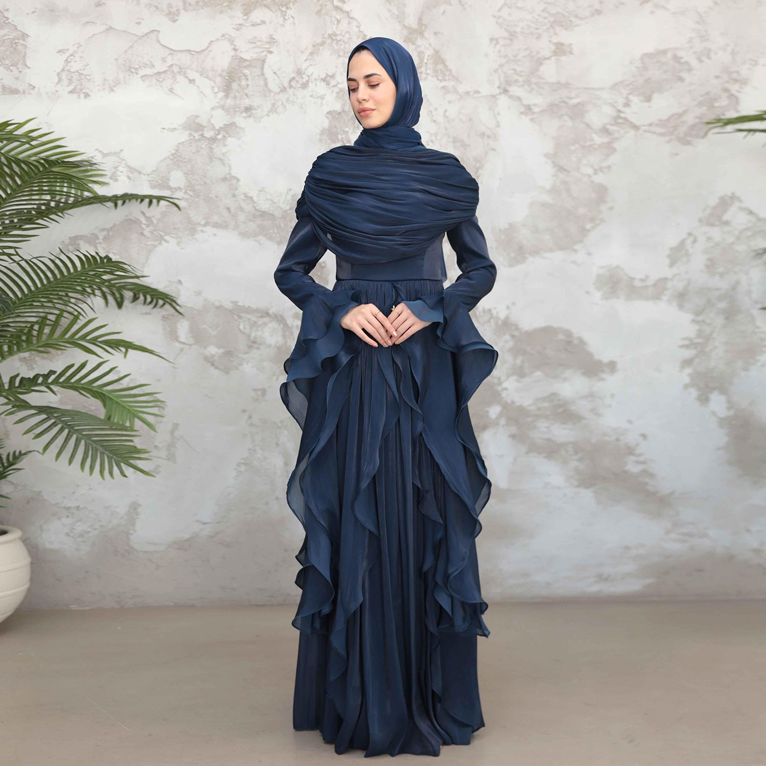 LR1169  Double-layer waist dress – no hijab