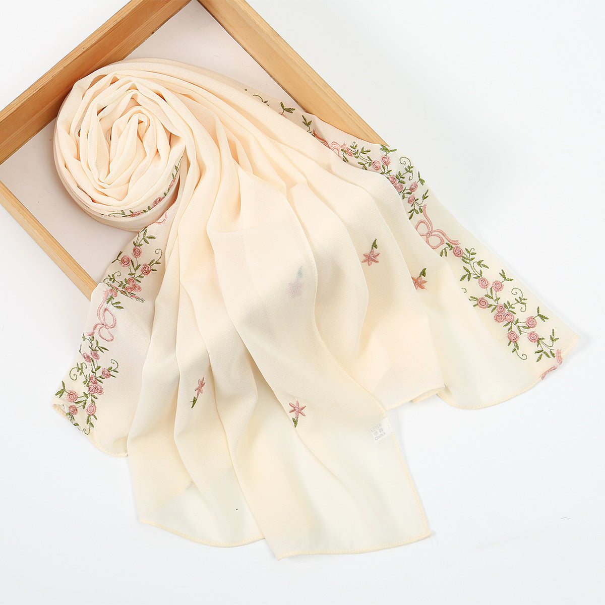 VE122  High-Quality Plain Elastic Chiffon Hijab with Embroidery