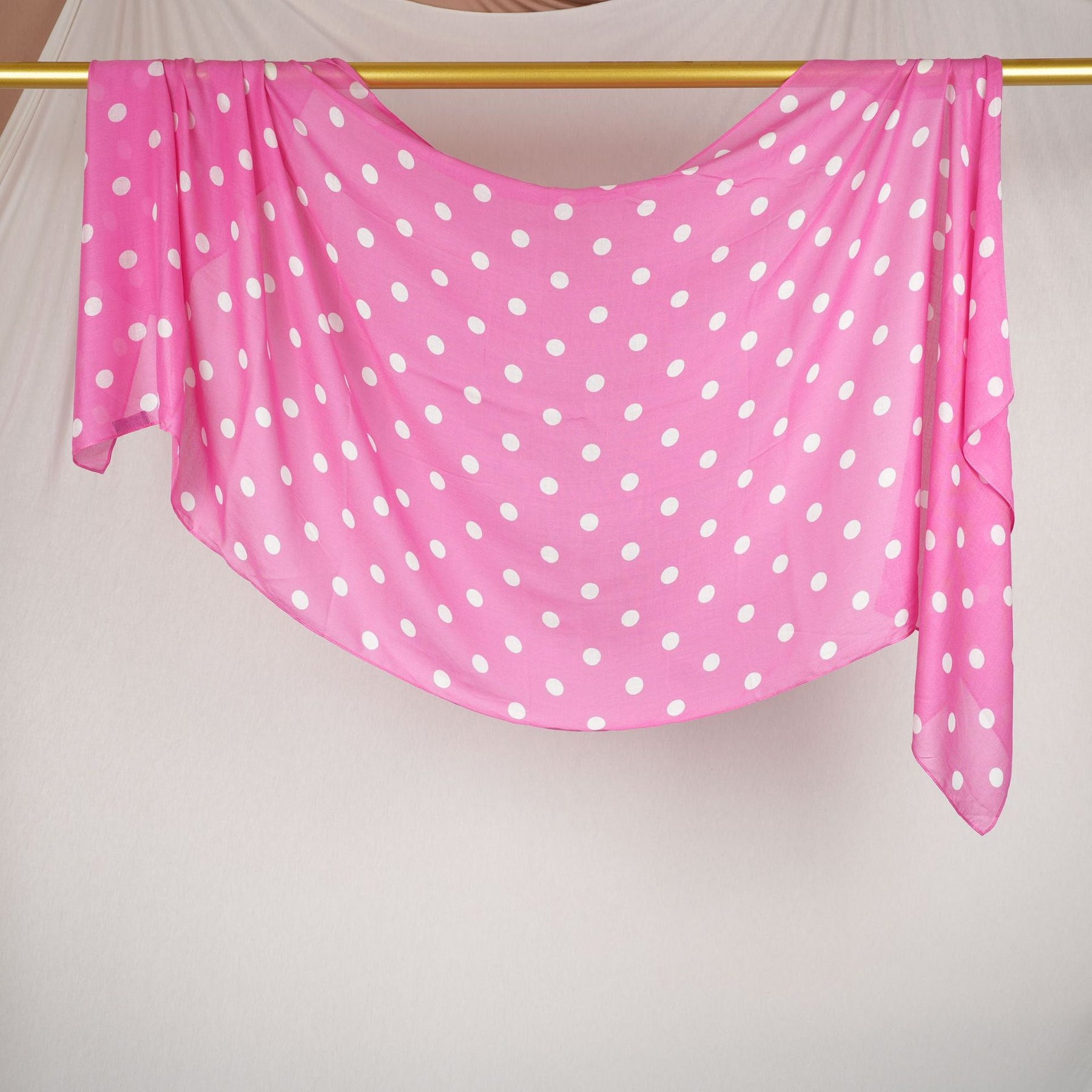 DL001  Double-Sided Modal Printed Single-Stitch Right-Angle Rolled-Edge Hijab