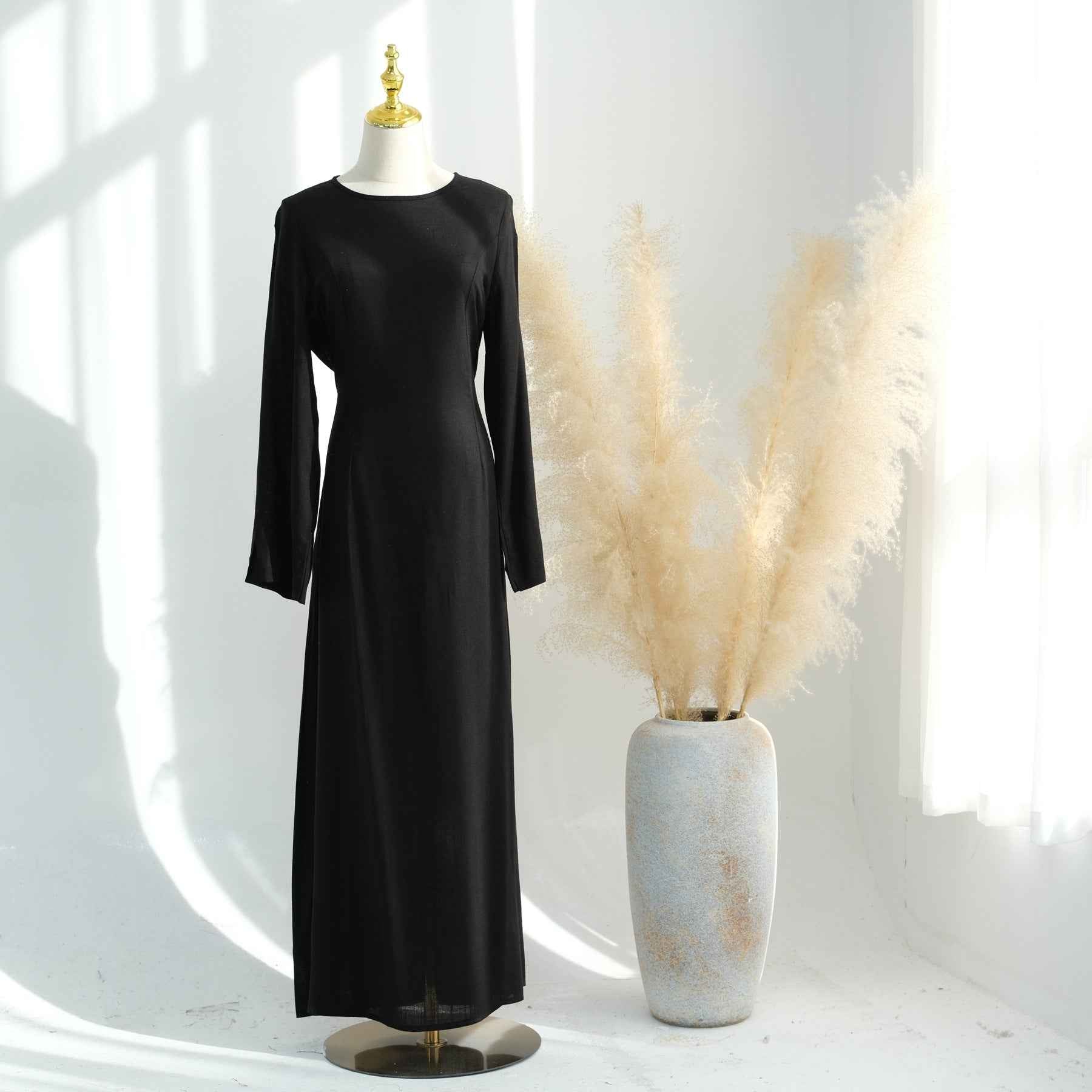 LR948  Linen-Cotton Blend Dress with Adjustable Waist Tie