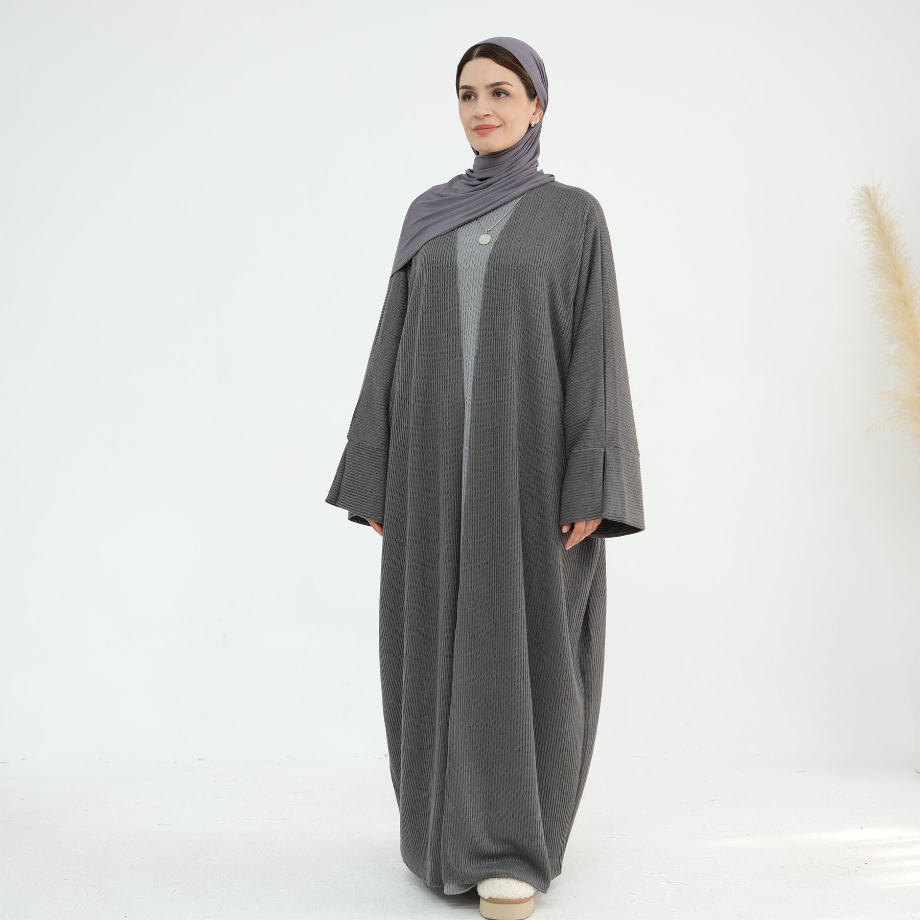 LR911  Winter Loose-Fitting Heavyweight Jersey Abaya-Outerwear Only