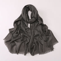 260602  Plain Soft Bamboo-Texture Yarn Short Fringe Hot-Fix Crystal Hijab