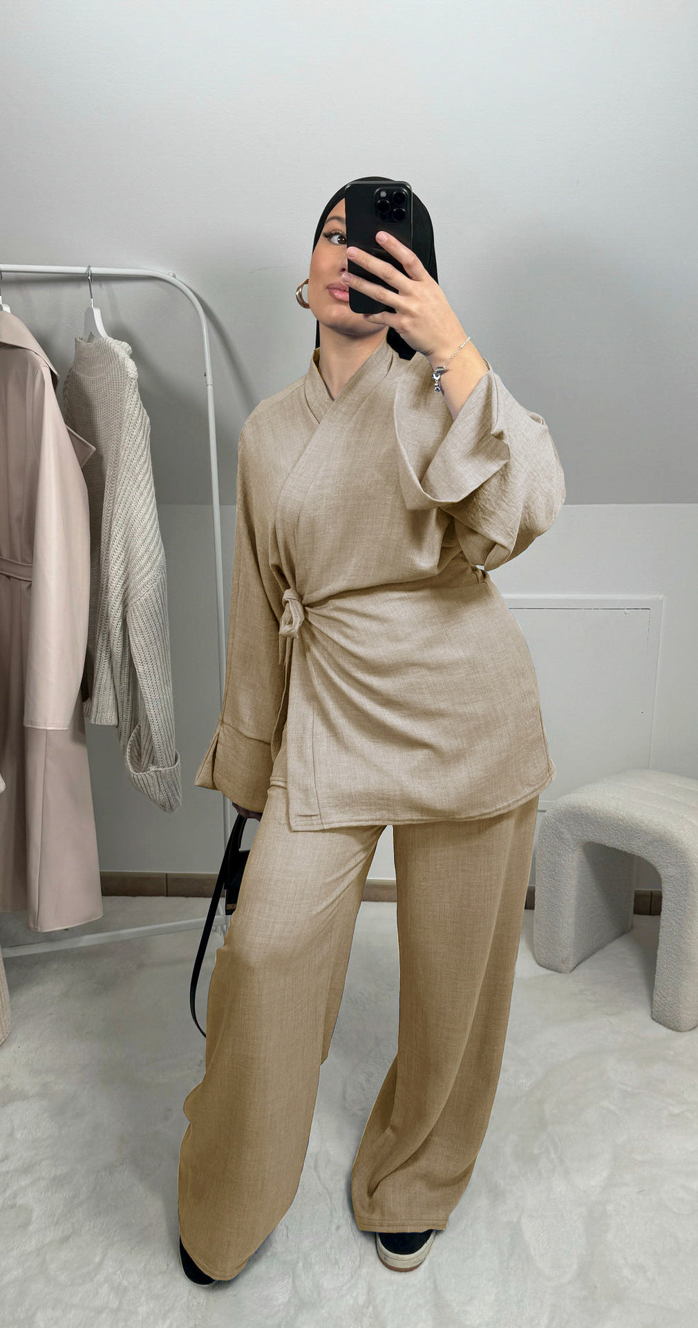 LR835  Two-piece suit of tie top and wide-leg pants