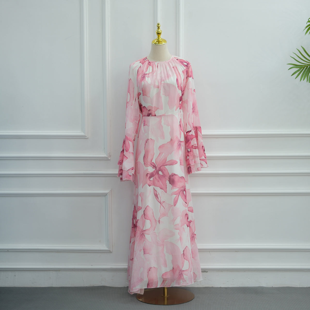 LR1338  Printed Double-Layer Chiffon Flare Sleeve Dress