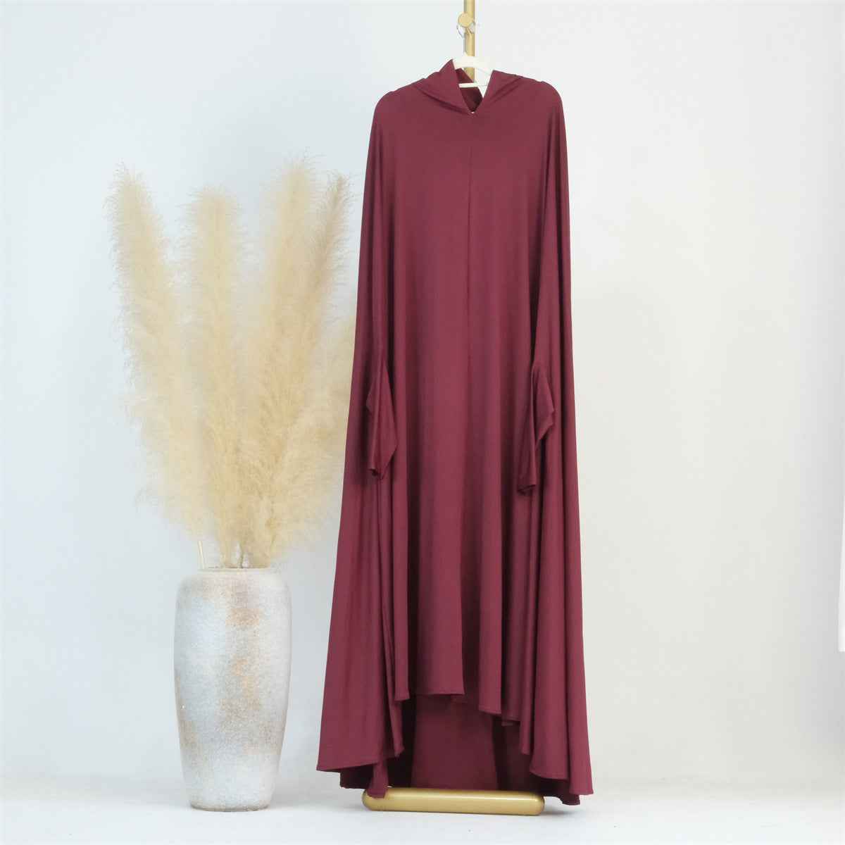 LR628  Solid Color Plus Size Dress with Flowing Batwing Sleeves