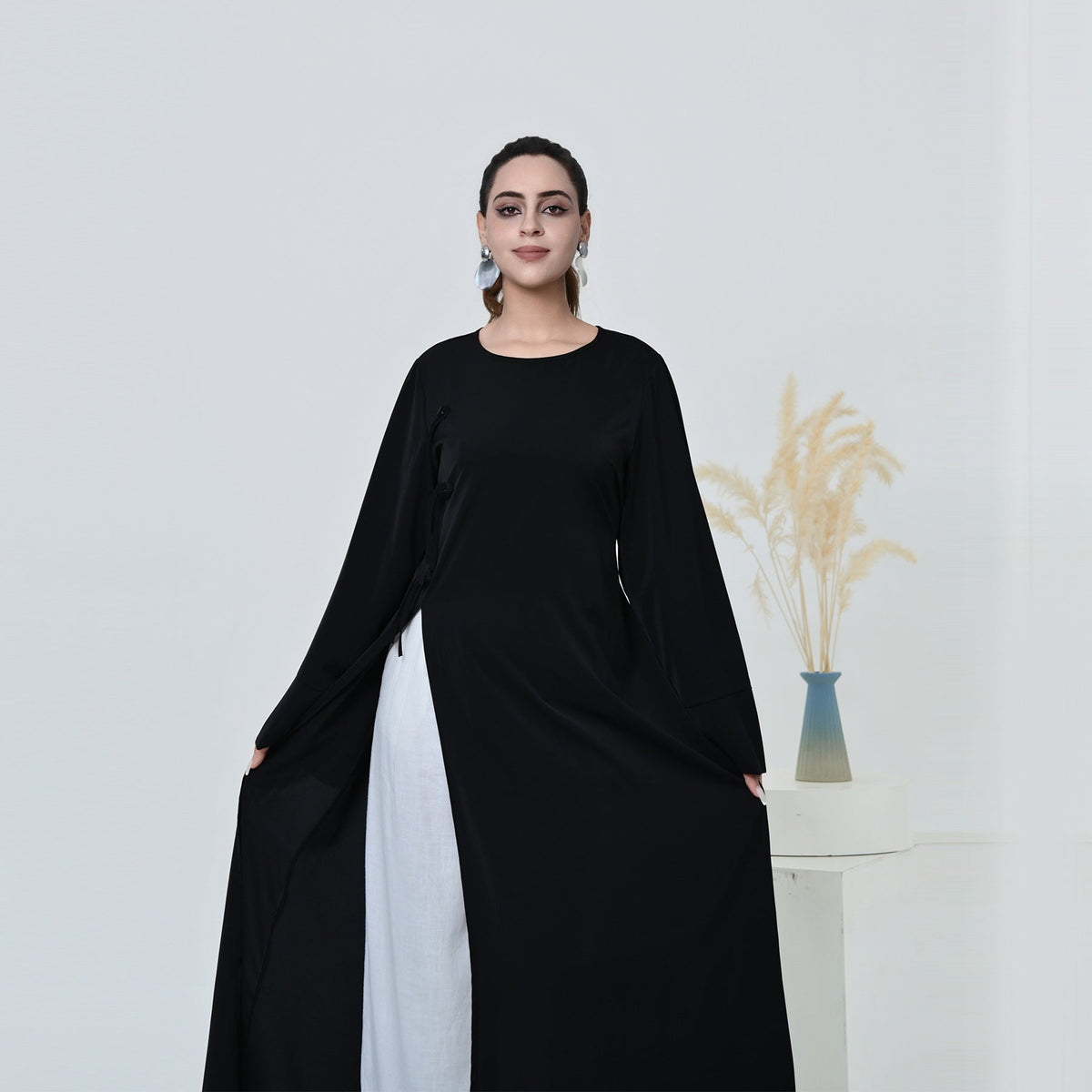 LR1102  Plus Size Long Sleeve Tie Waist Long Top with Back Zipper