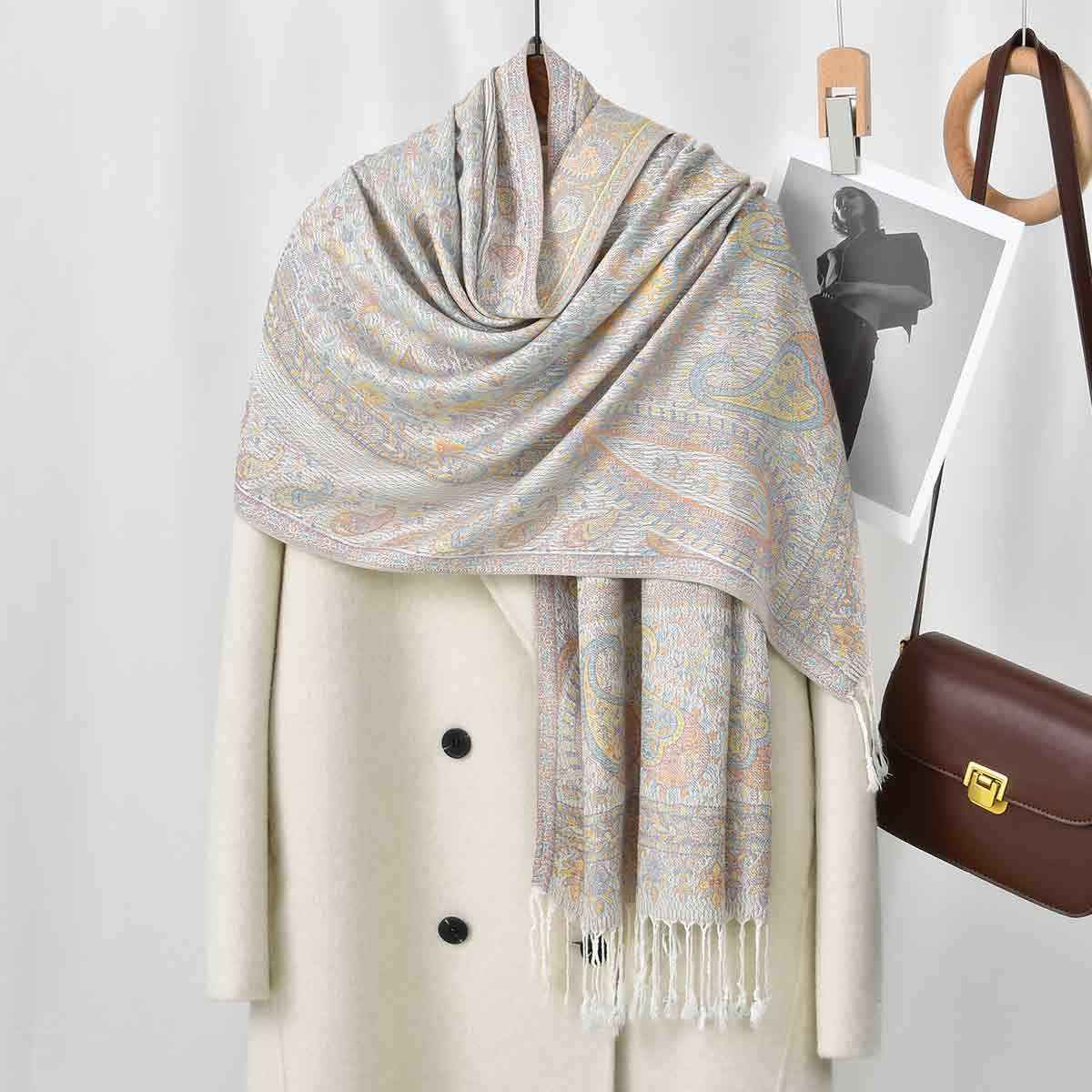 VS929  Cashew print hijab thick jacquard tassel scarf