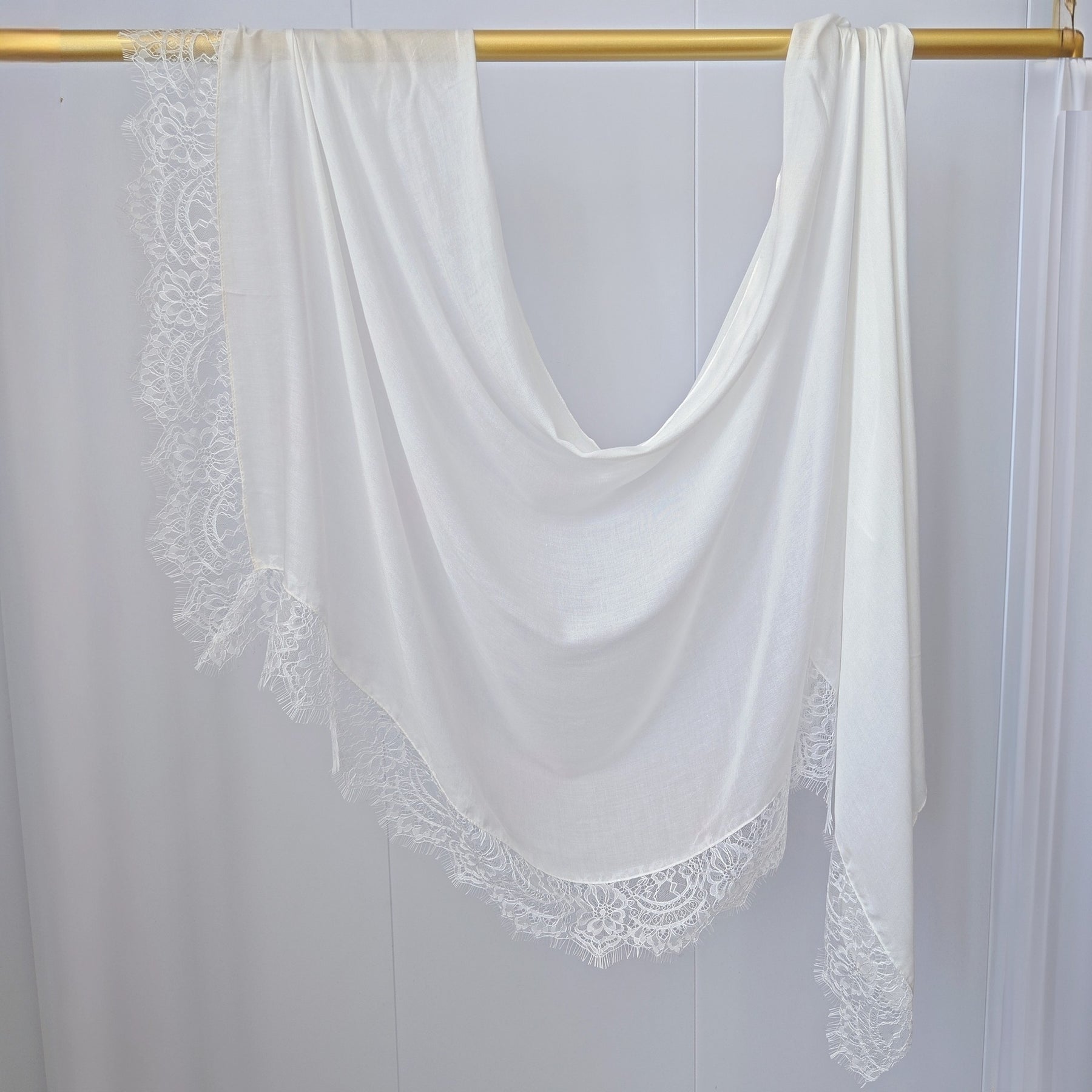 WJ079 Plain Cotton Lace Trim Modal Hijab