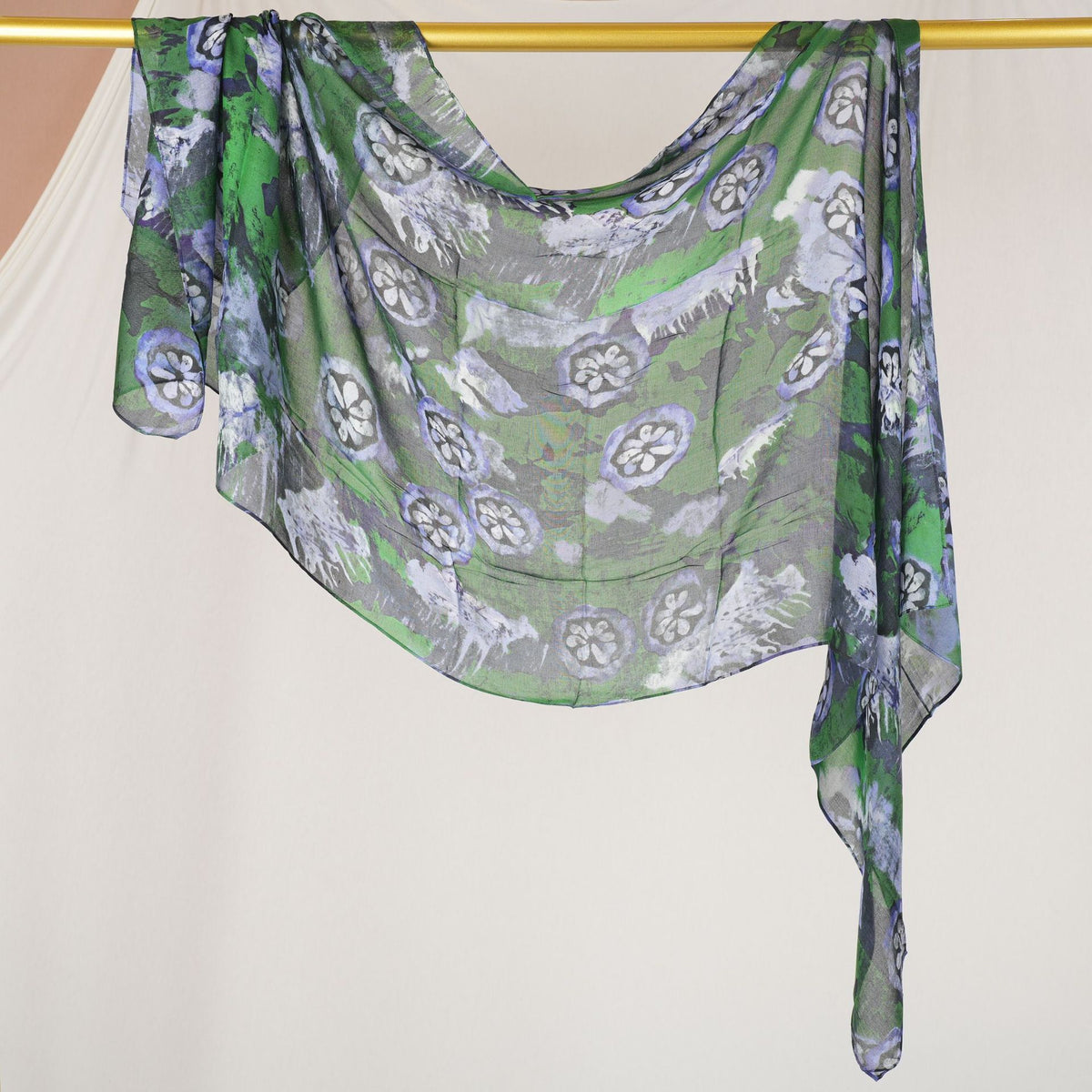 DL001  Double-Sided Modal Printed Single-Stitch Right-Angle Rolled-Edge Hijab