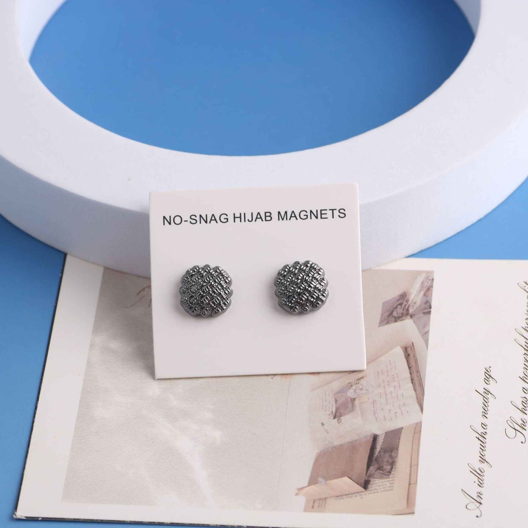 638065782120  Pearlescent Metal Shell Button - MOQ:12