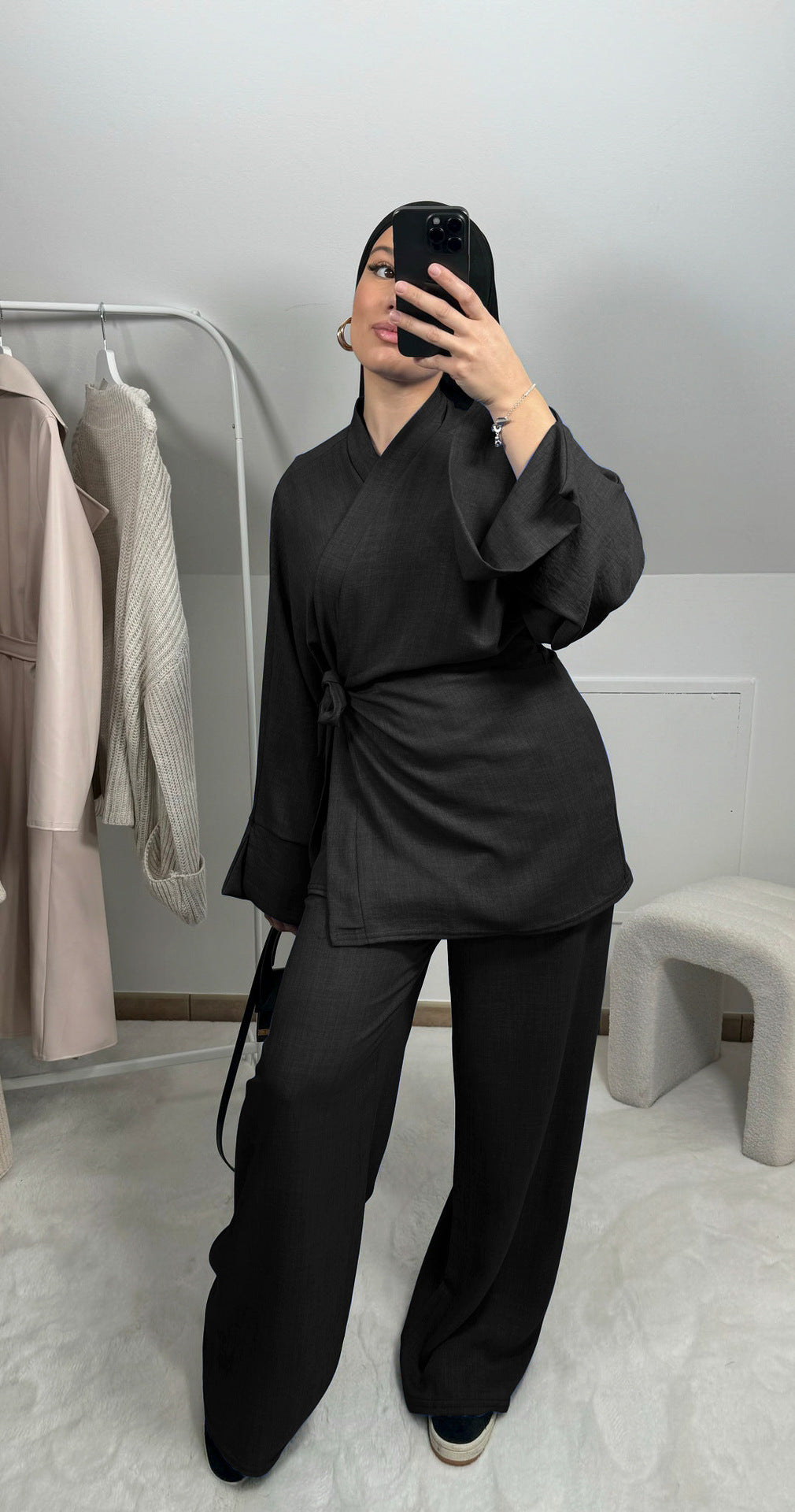 LR835  Two-piece suit of tie top and wide-leg pants