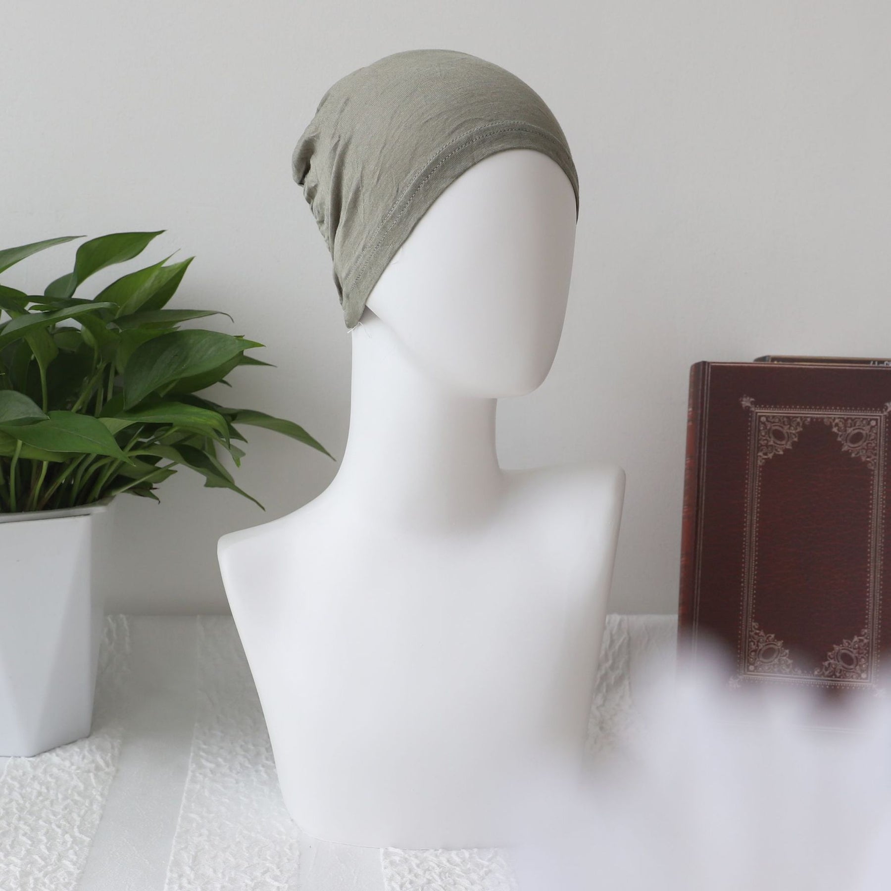 MA23-AB05   Solid color modal base cap headscarf