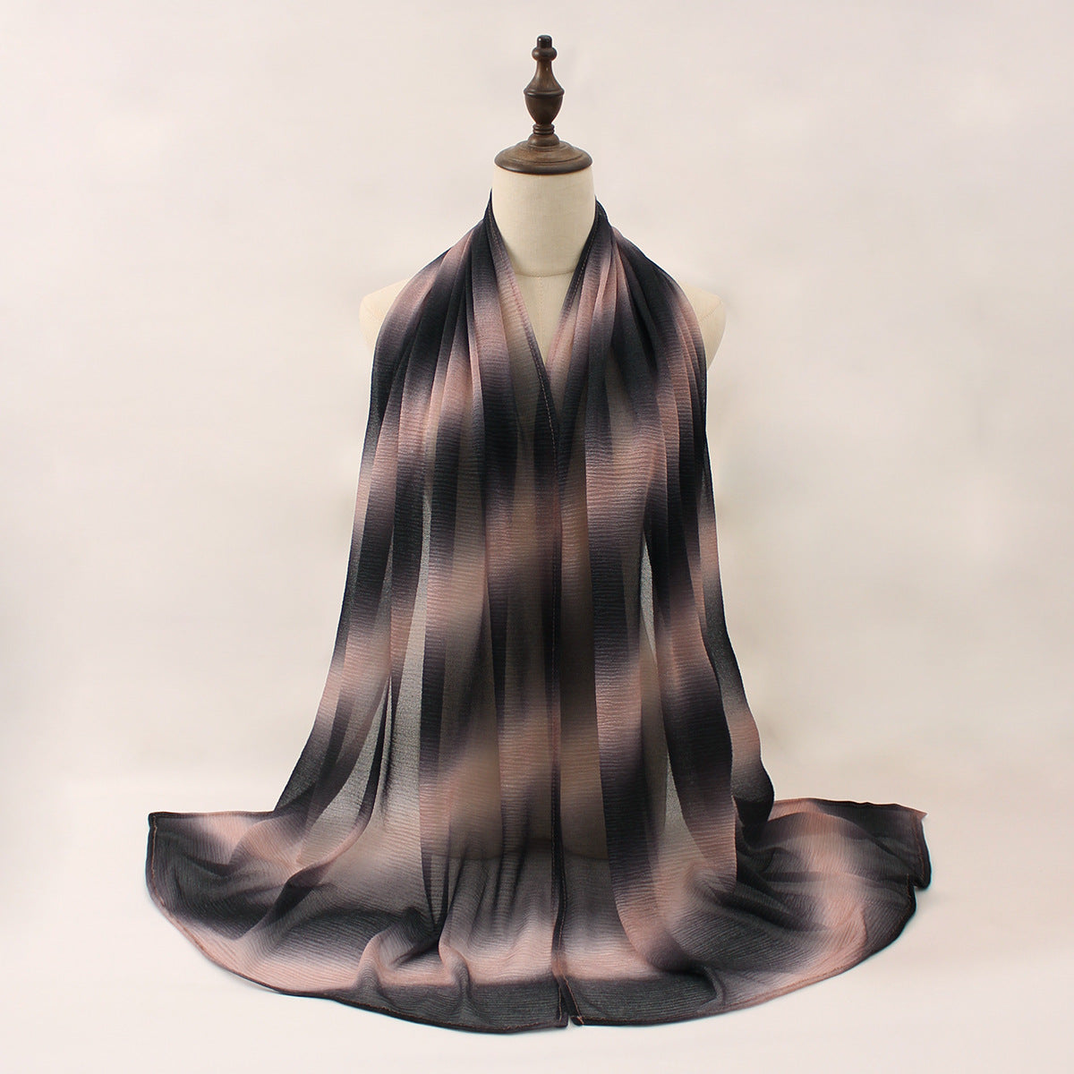 Z0A70006  Striped gradient pleated scarf - MOQ:2