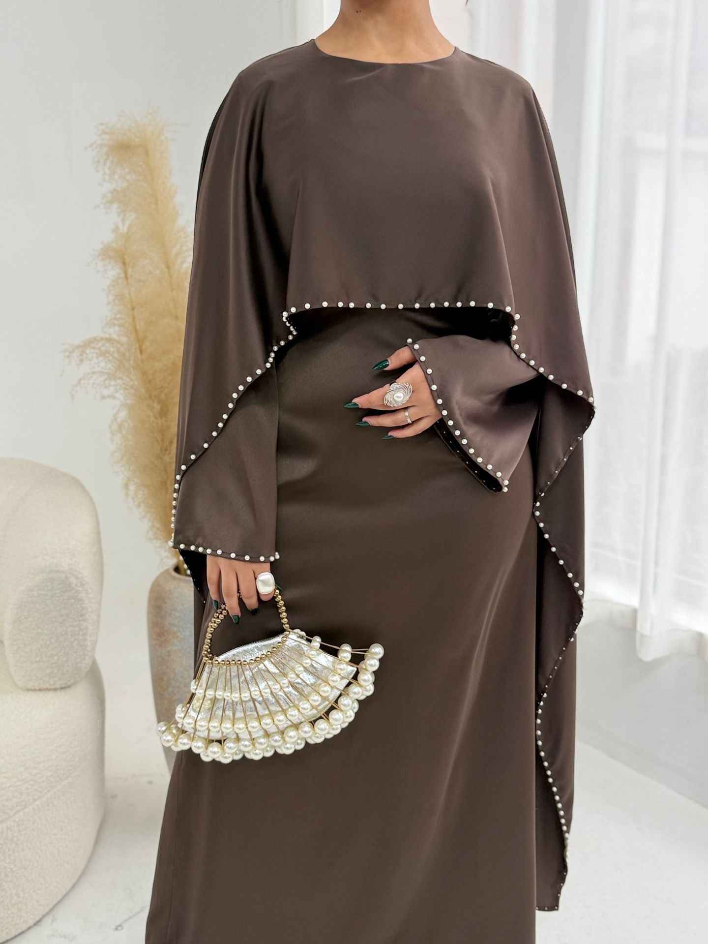 LR1134 Exquisite Pearl-Embellished Abaya – Opulent Craftsmanship, Timeless Elegance