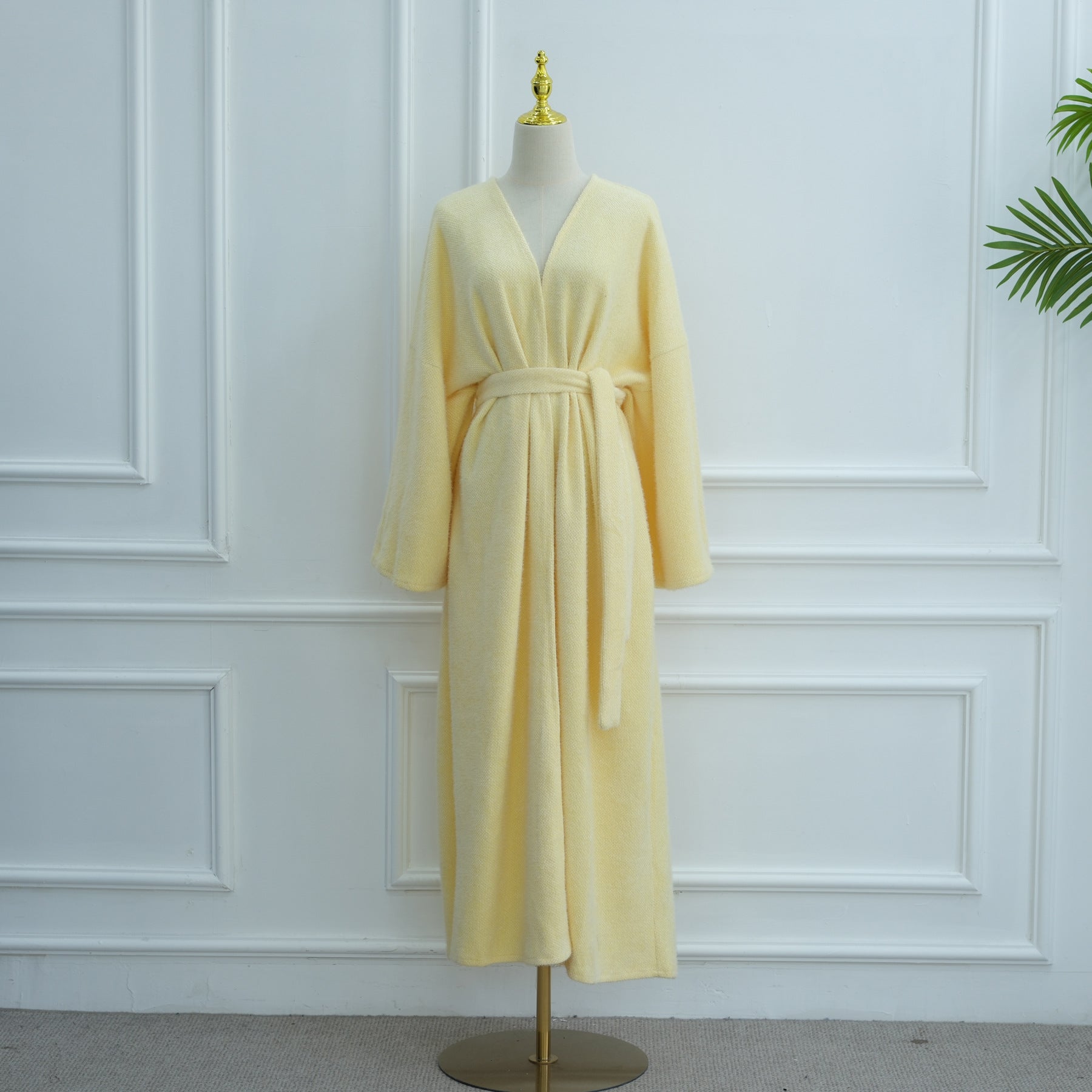 LR1125  Thick Winter Abaya Cardigan with Belt