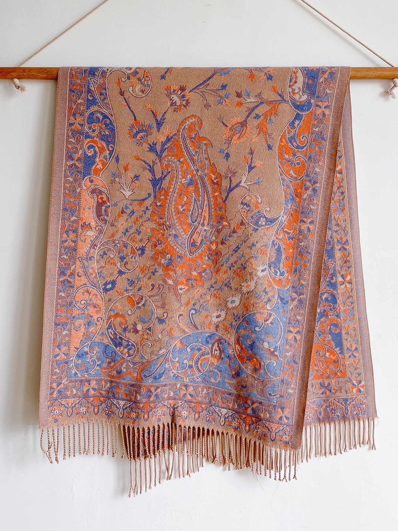 MY16  Premium tassel designscarf