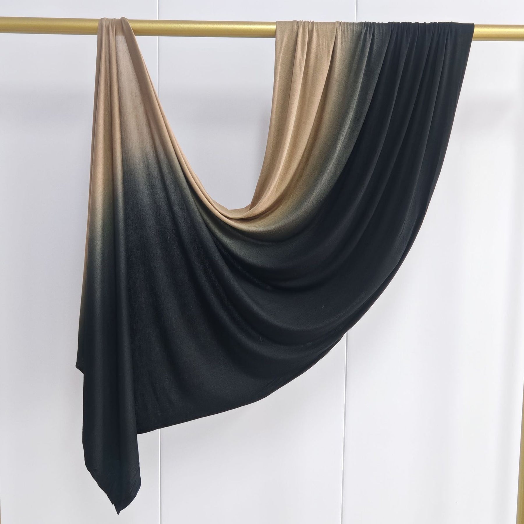 JBWJ005  High Quality Mercerized Cotton Double-Sided Gradient Printed Long Hijab