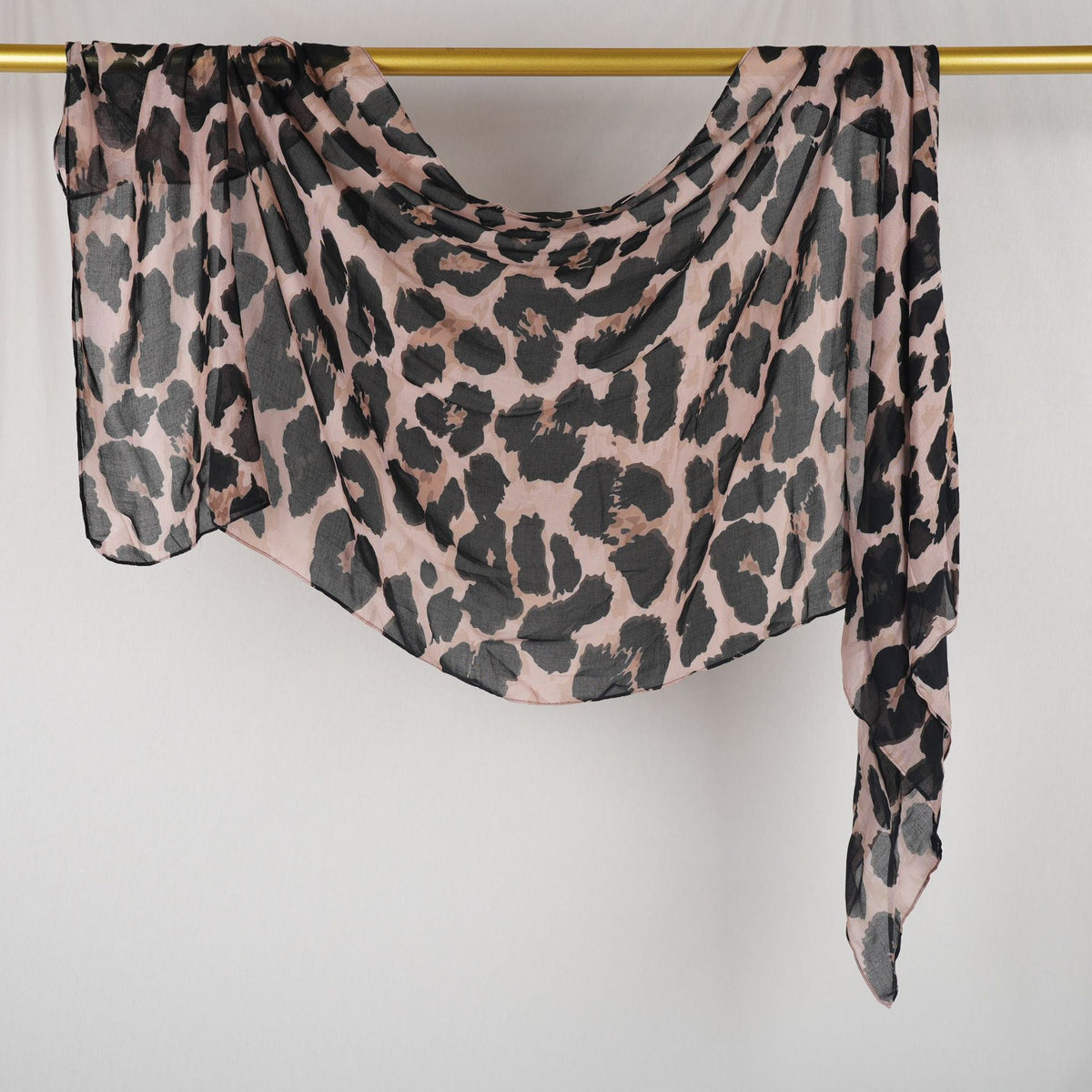 DL002  Double-Sided Modal Printed Single-Stitch Right-Angle Rolled-Edge Hijab