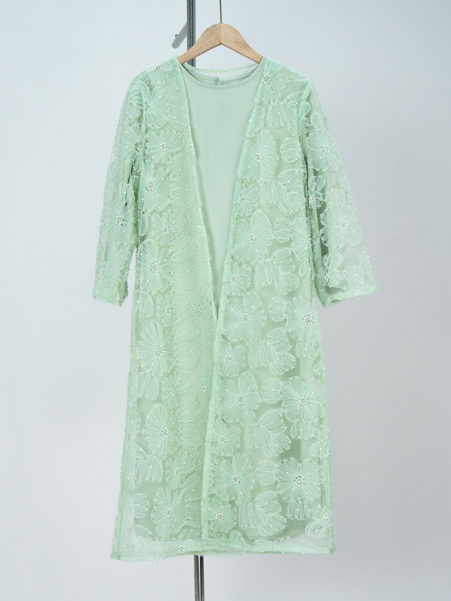 MK2653  Child‘s 2-Piece Set: Tulle Floral Bead Jacket and Satin Slip Dress