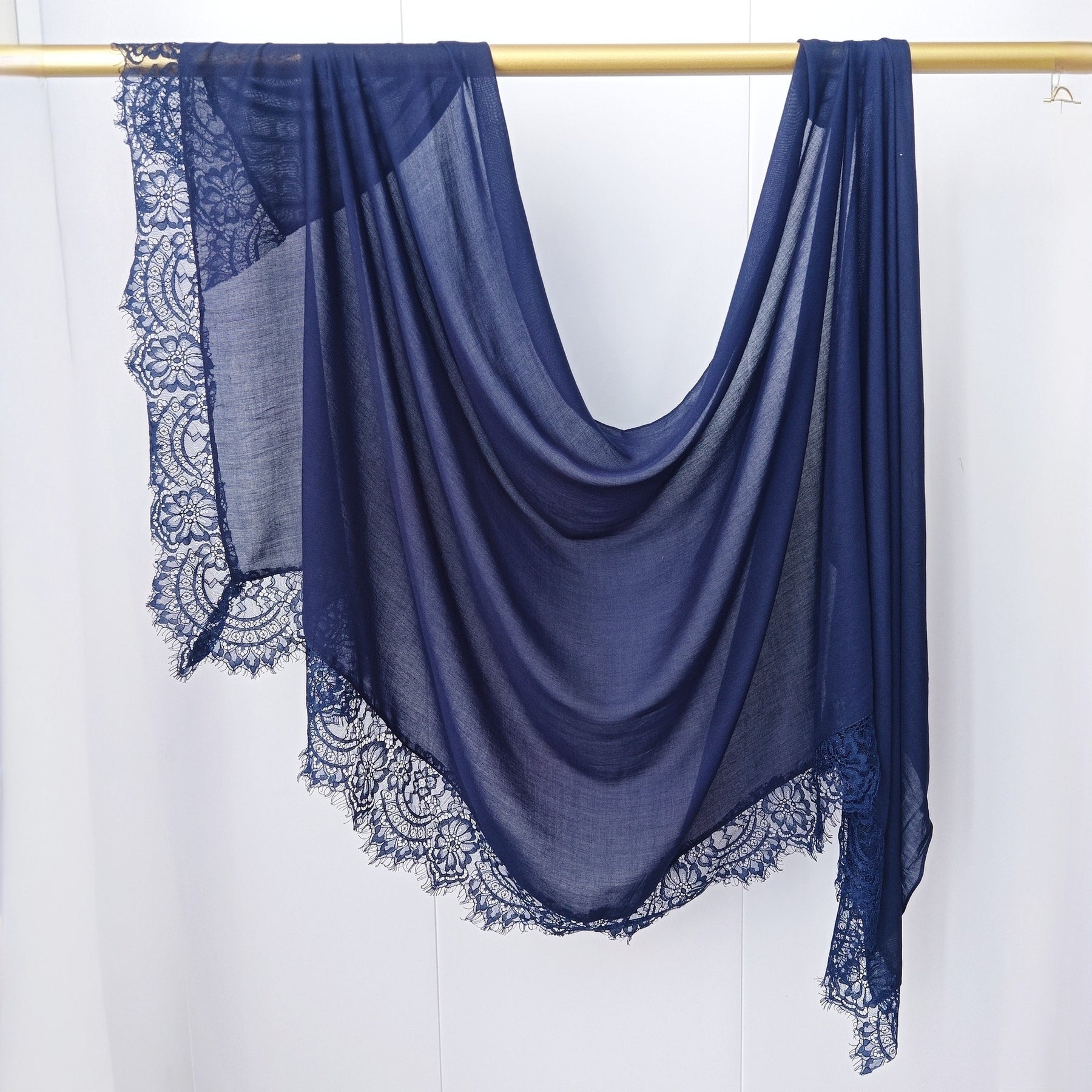 WJ079 Plain Cotton Lace Trim Modal Hijab