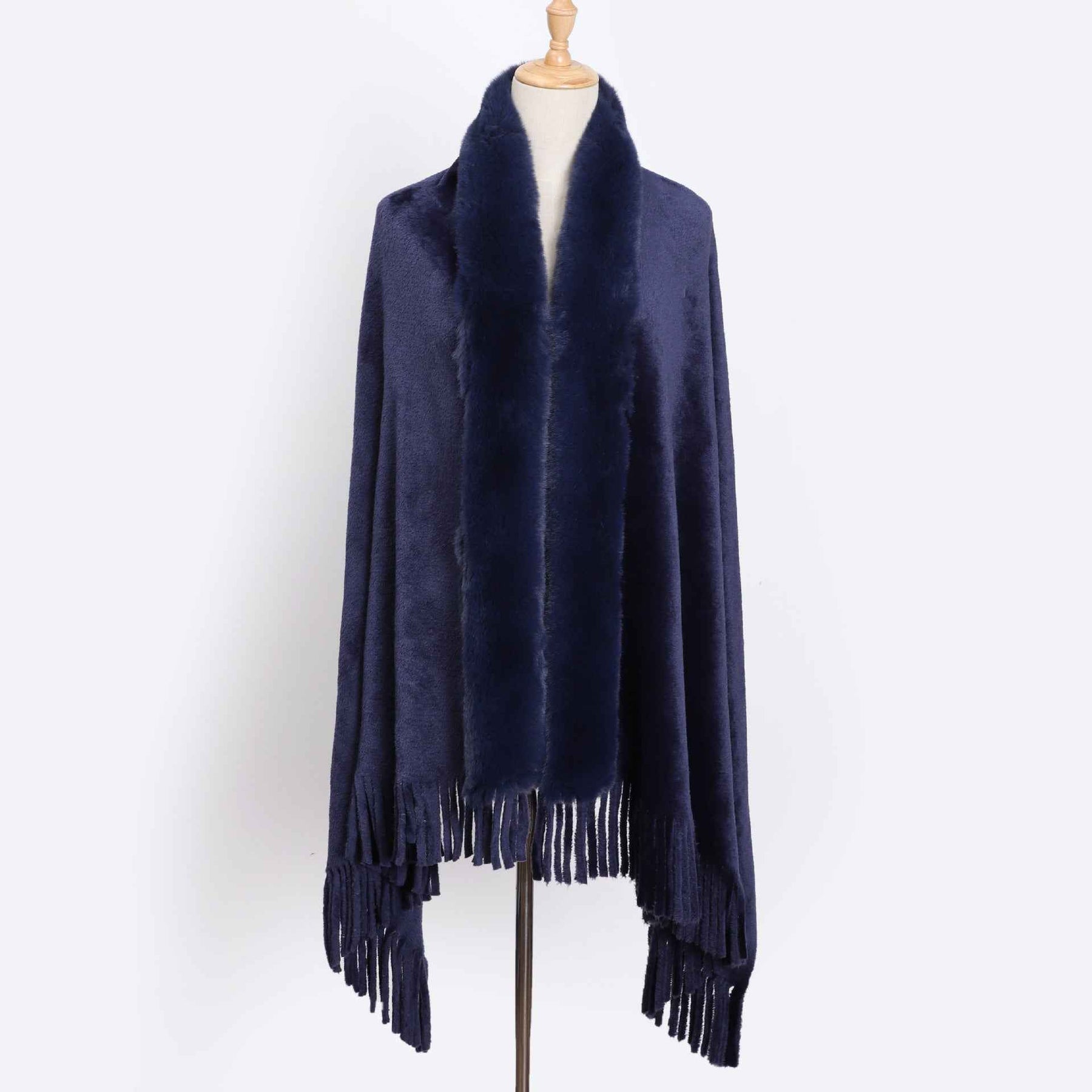 FLR-001  Double-Faced Flannel Shawl Scarf with Orylag Fur Collar and Tassels