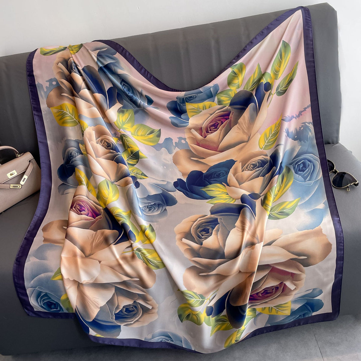 S11001  110*110 cm Printed Silk-Look Large Square Scarf