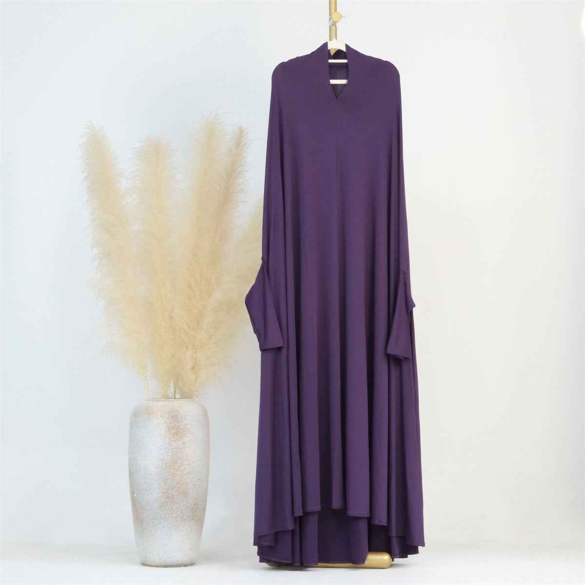 LR628  Solid Color Plus Size Dress with Flowing Batwing Sleeves