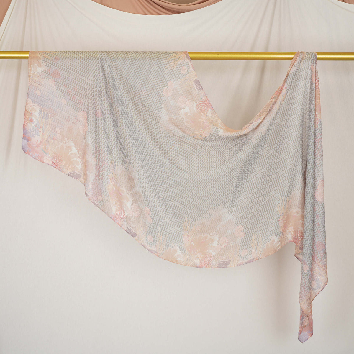 DL002  Double-Sided Modal Printed Single-Stitch Right-Angle Rolled-Edge Hijab