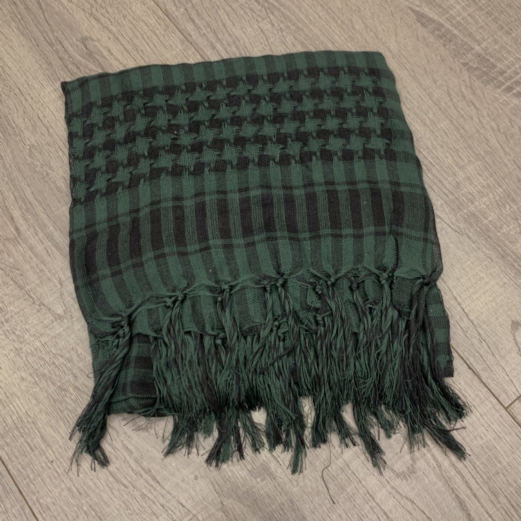 YD001  105*105cm Houndstooth Square Scarf - MOQ:3