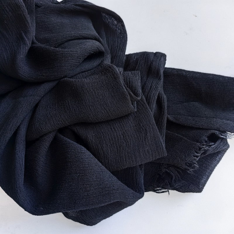 WJA79  Plain natural crinkle cotton hijab with fringes on both ends