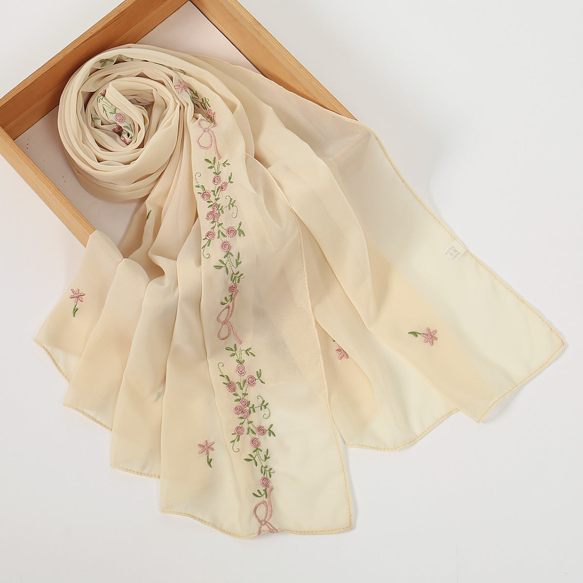 VE122  High-Quality Plain Elastic Chiffon Hijab with Embroidery