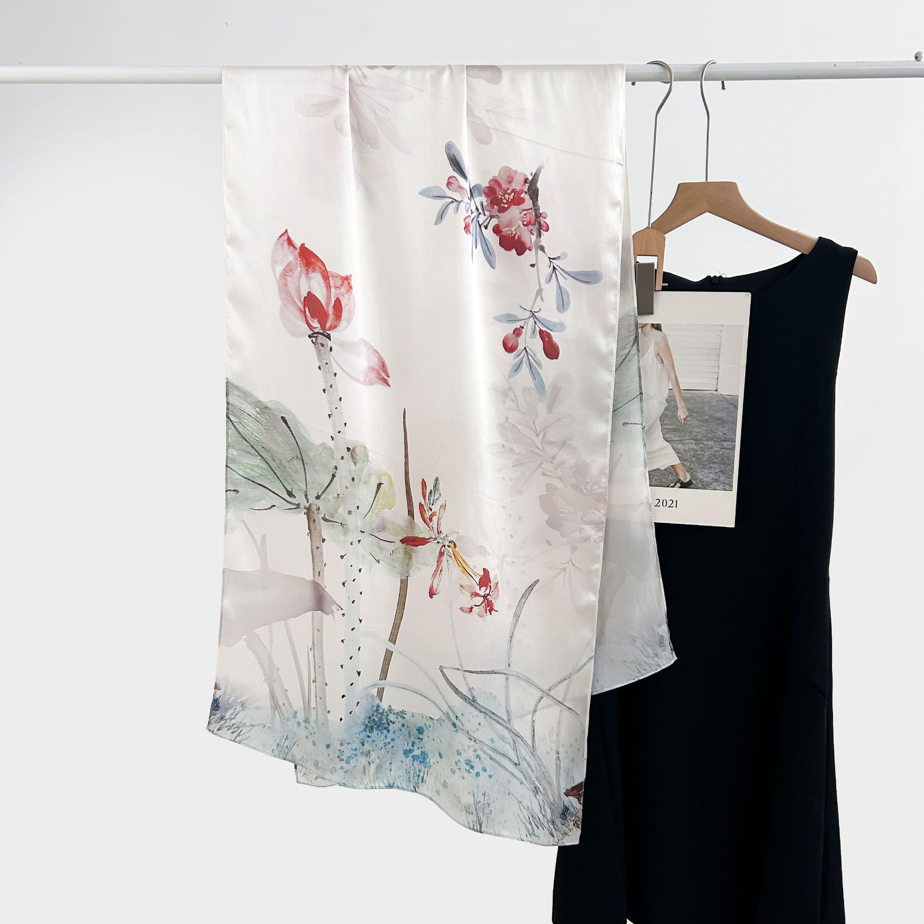 FSHHE  Elegant Versatile 100% Mulberry Silk Printed Scarf