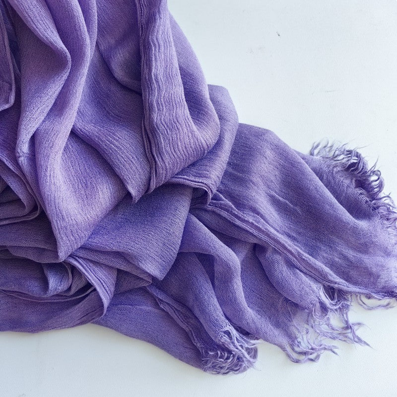WJA79  Plain natural crinkle cotton hijab with fringes on both ends