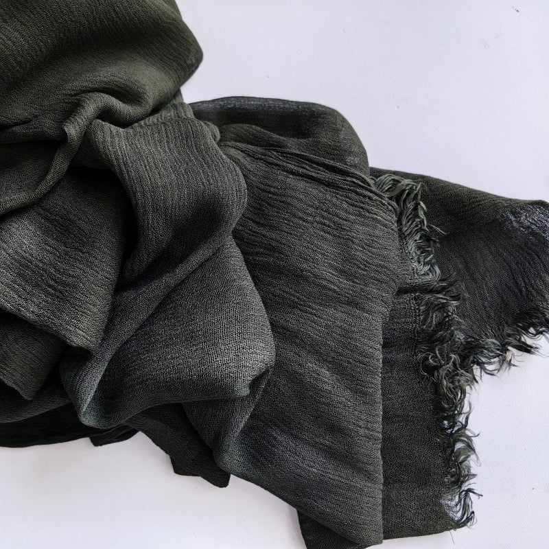 WJA79  Plain natural crinkle cotton hijab with fringes on both ends
