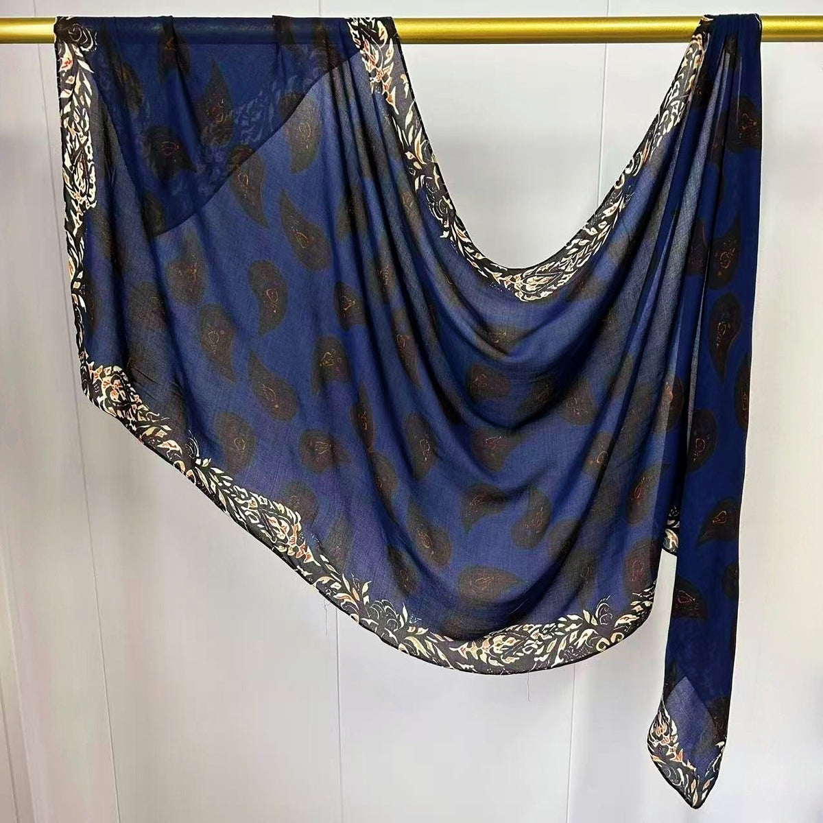 Printed Double-Sided Modal Hijab Modal? - Color Option