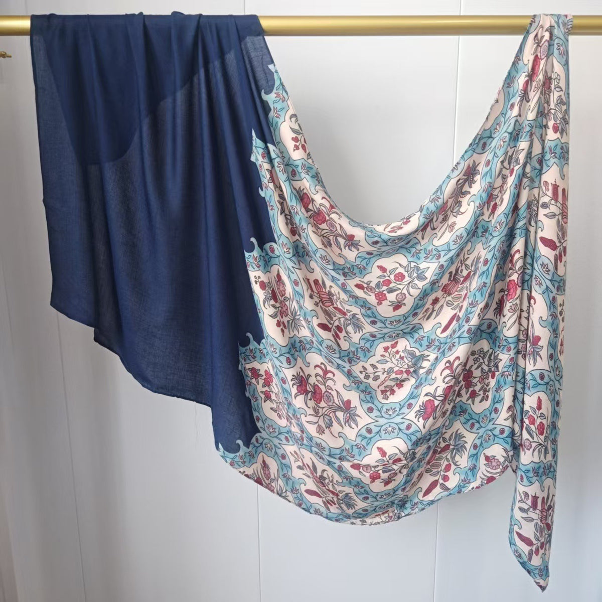 Printed Double-Sided Modal Hijab Modal? - Color Option