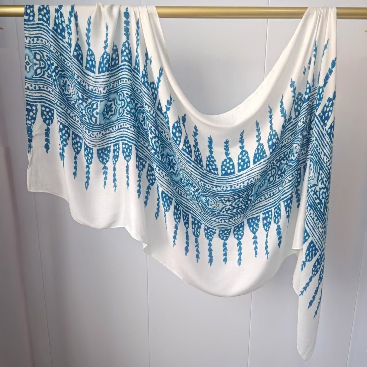 Printed Double-Sided Modal Hijab Modal? - Color Option