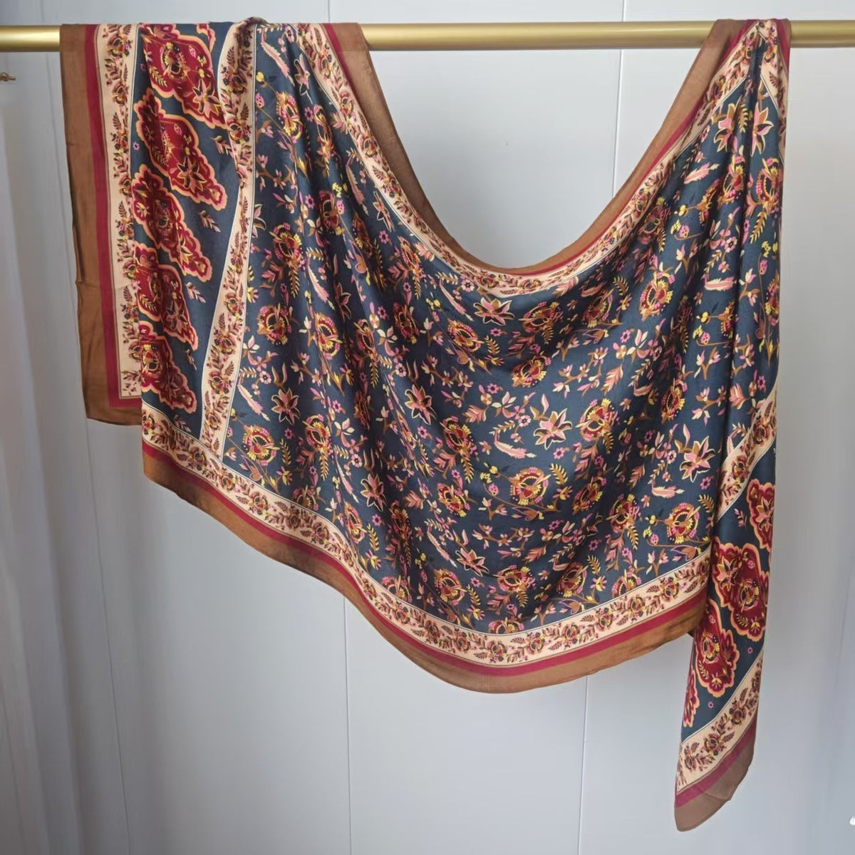 Printed Double-Sided Modal Hijab Modal? - Color Option