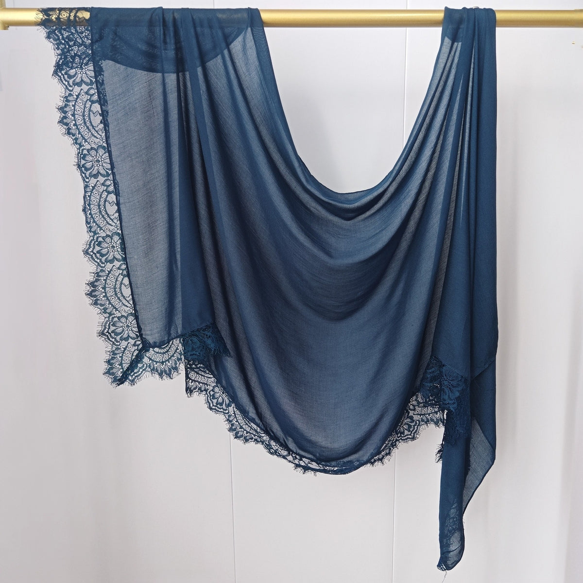 WJ079 Plain Cotton Lace Trim Modal Hijab