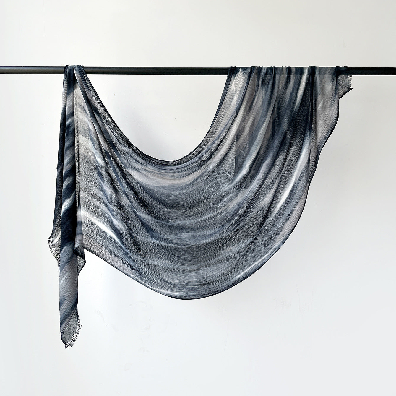 SS007  Gradient Rainbow Collection Short Tassel Crinkled Hijab