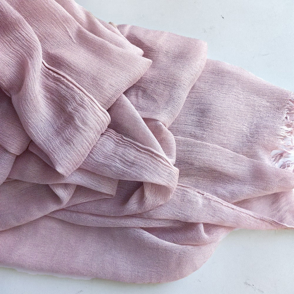 WJA79  Plain natural crinkle cotton hijab with fringes on both ends