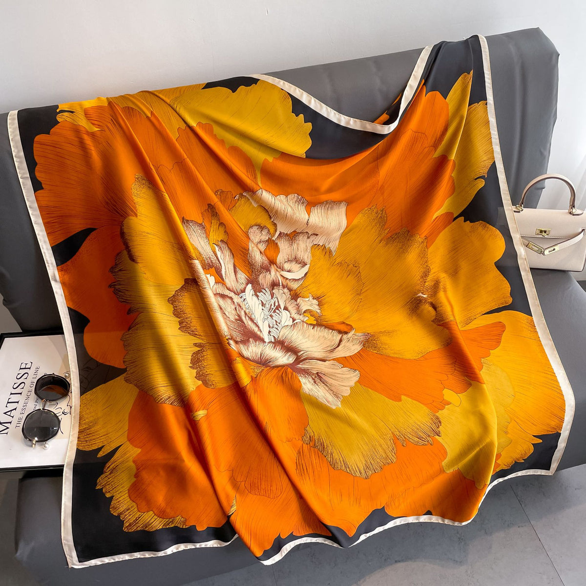 S11001  110*110 cm Printed Silk-Look Large Square Scarf