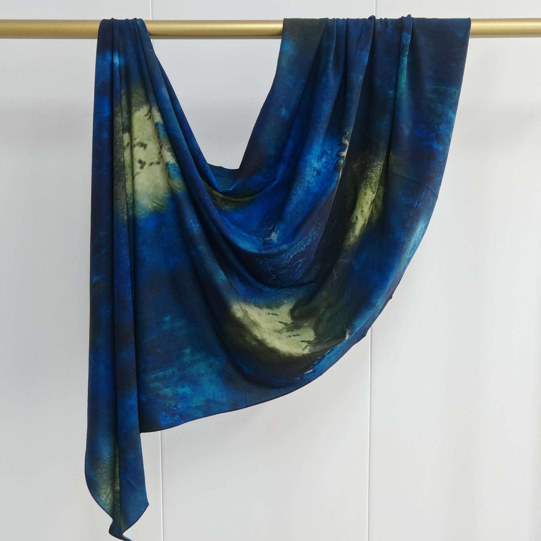 JBWJ001  Soft Modal Watercolor Printed Double-Sided Ethnic Long Hijab